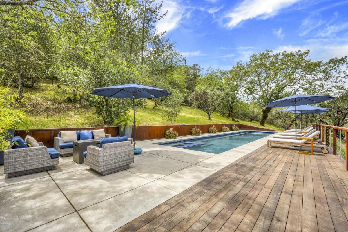 Lily Pad Ranch - Housity