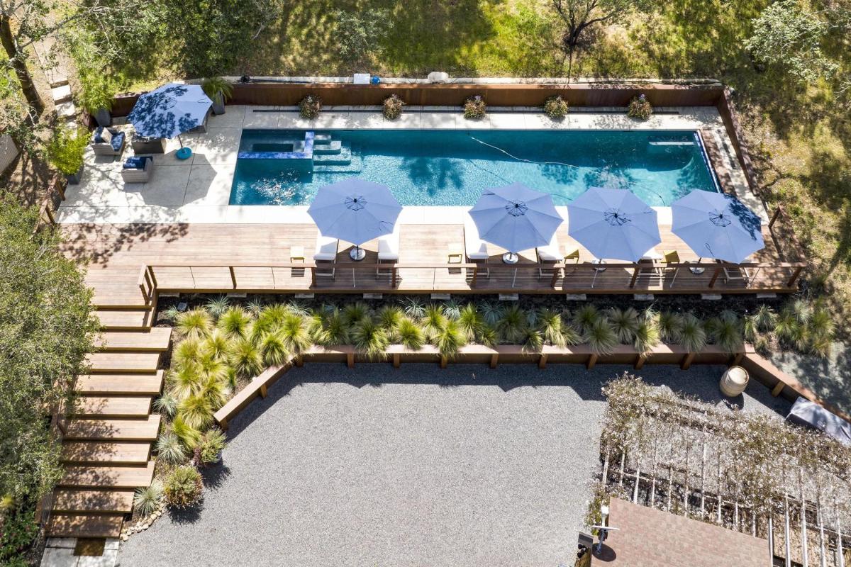 Lily Pad Ranch - Housity
