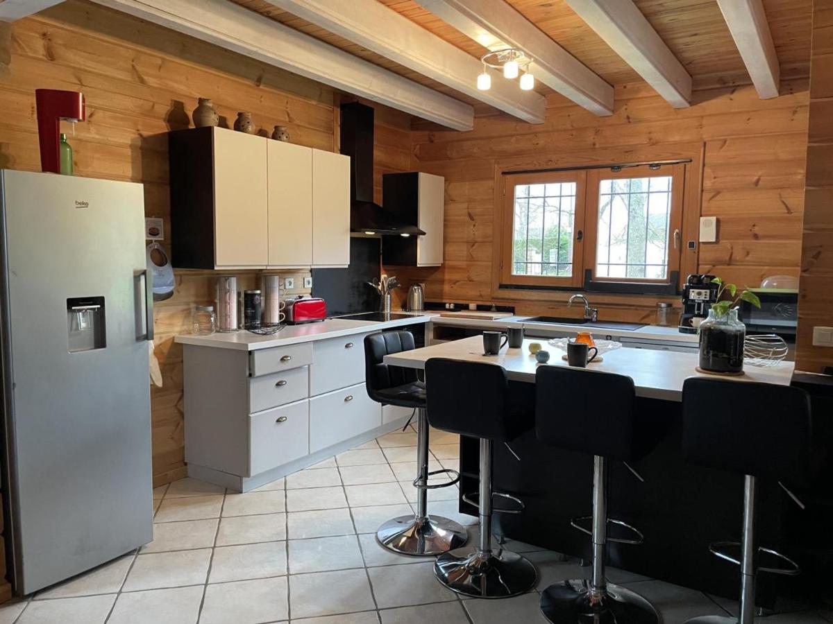 Chalet de charme avec sauna et piscine couverte, proche de Vichy, tout confort, animaux acceptés - FR-1-489-370 - Housity
