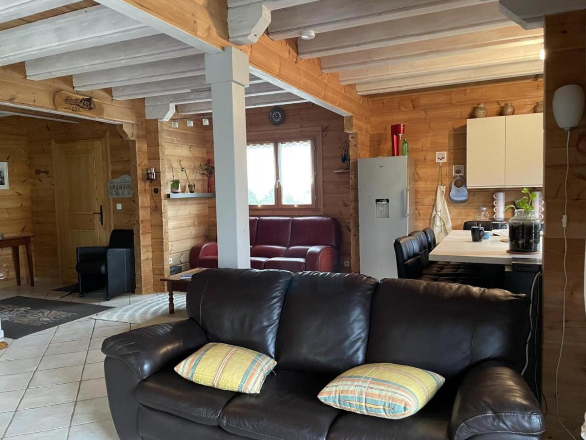 Chalet de charme avec sauna et piscine couverte, proche de Vichy, tout confort, animaux acceptés - FR-1-489-370 - Housity