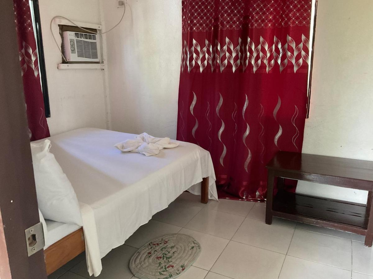 1Br (Private House +kitchen) 5 mins, walk to the beach - Housity