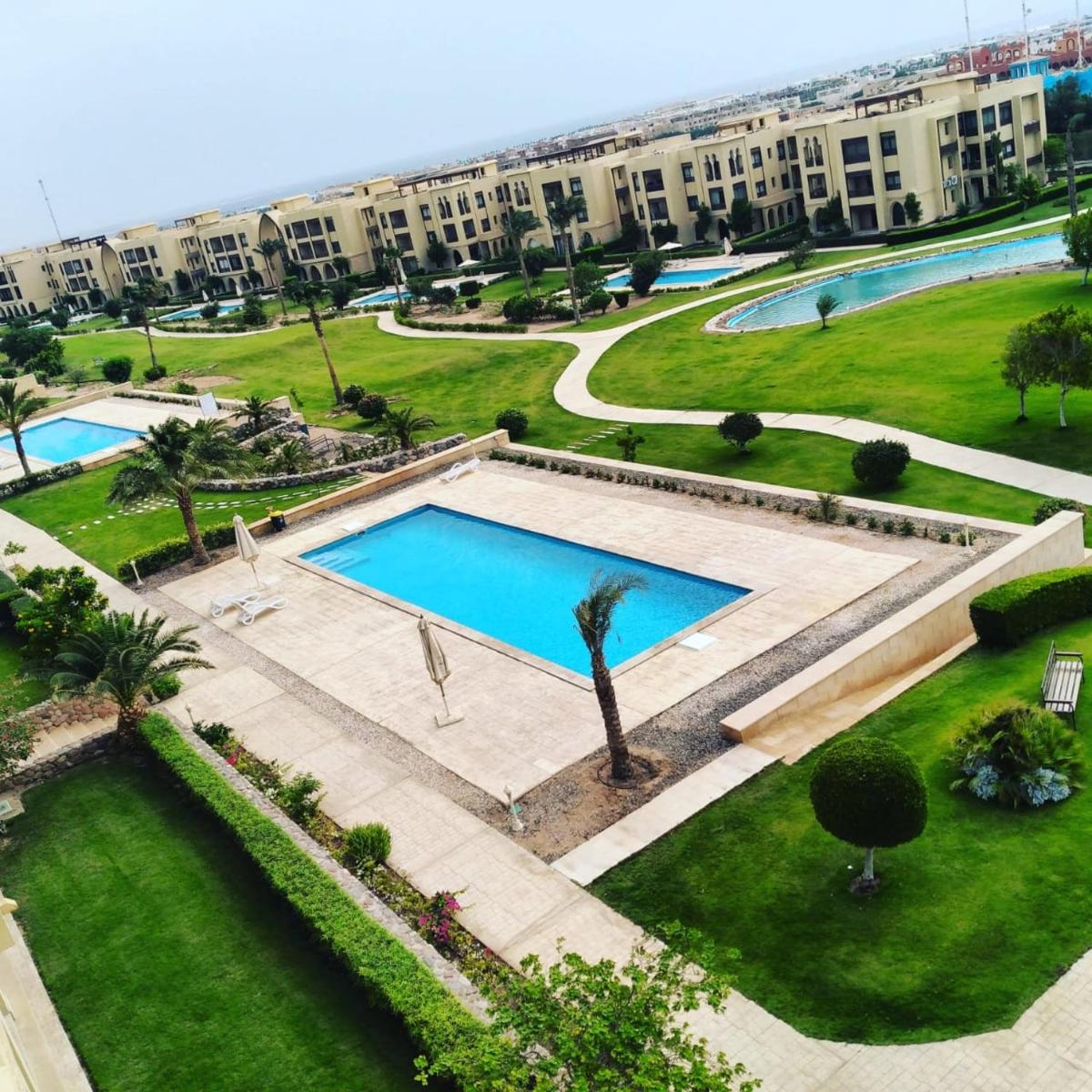 Luxury one bedroom beside all services - Housity