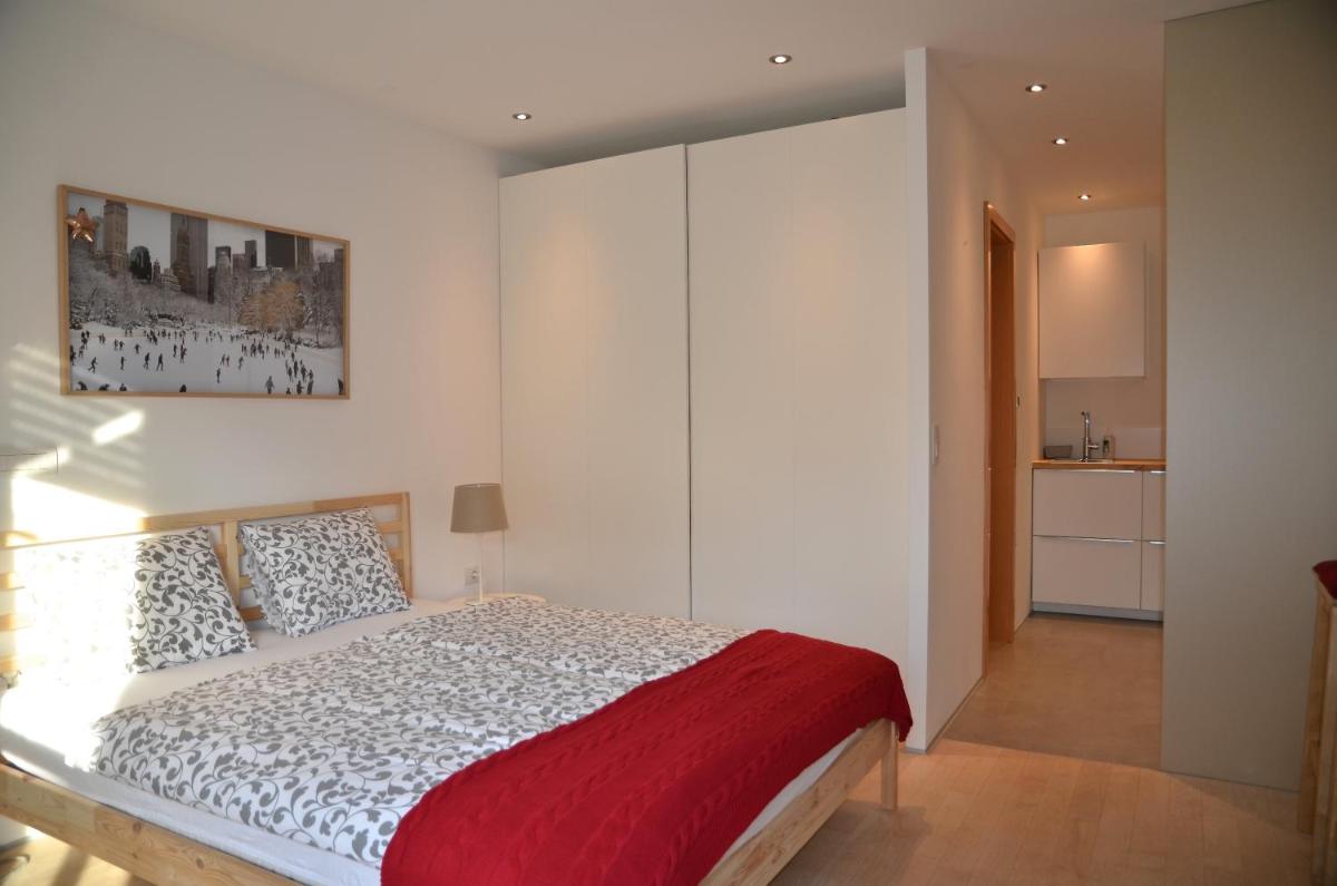 i Design Studio - Housity