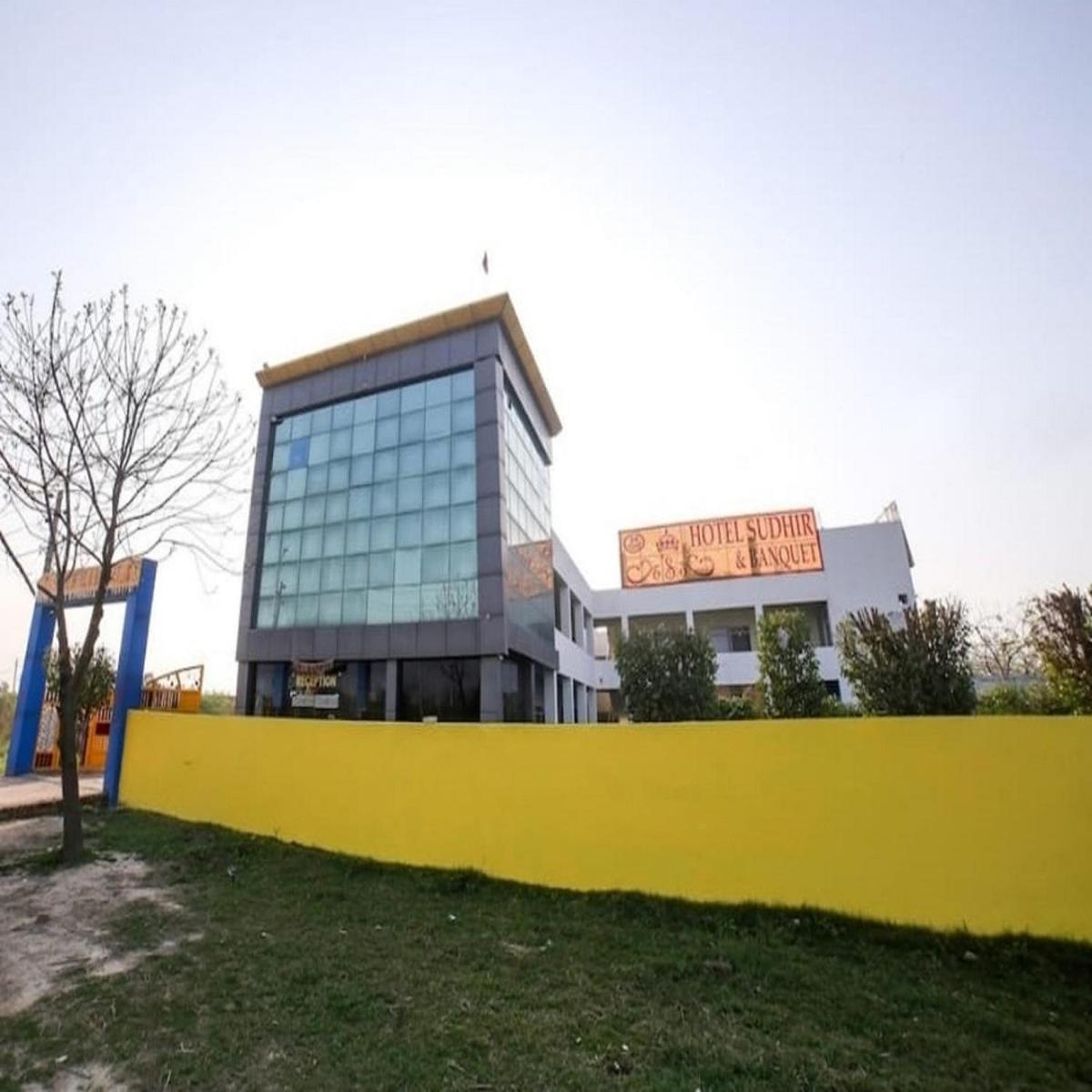 Suitetrails - Sudhir Hotel & Banquet, Sonipat