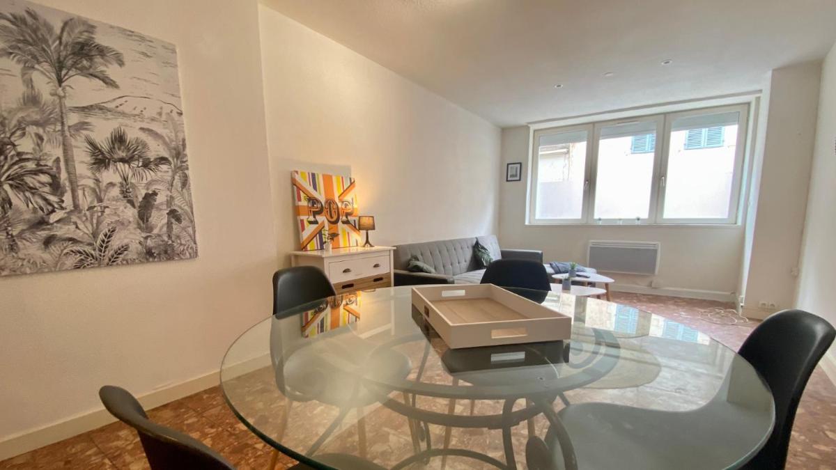 Pop Boulevard - Housity