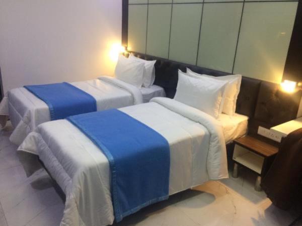 Hotel KK Residency - Housity