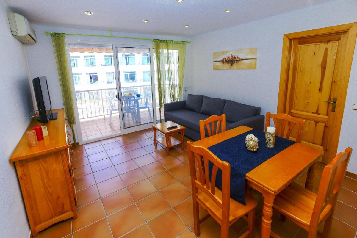 Jota  Planet Costa Dorada - Housity