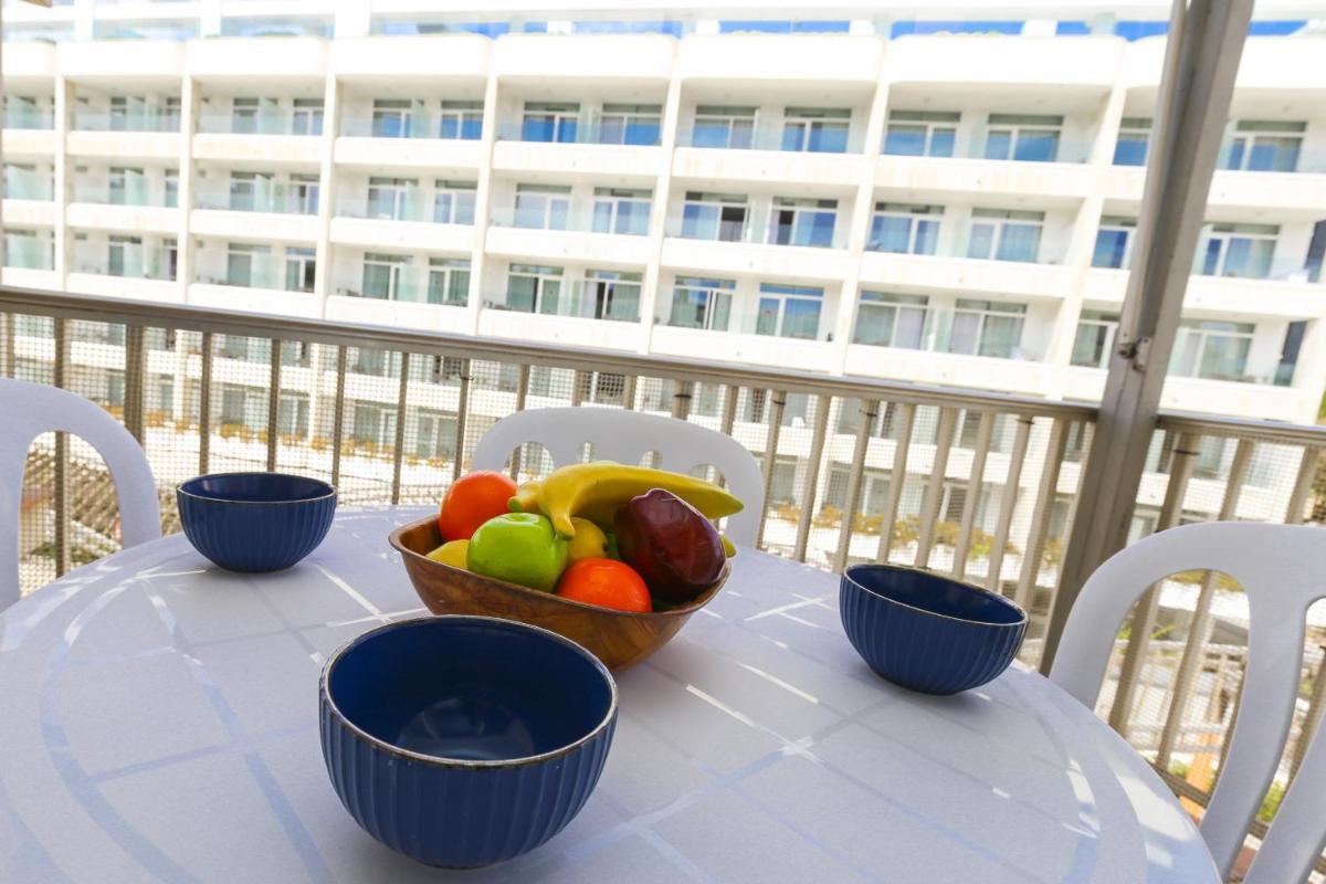 Jota  Planet Costa Dorada - Housity