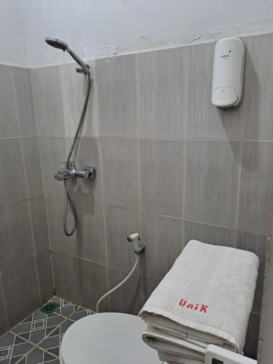 UNIK Guest House Syariah - Housity