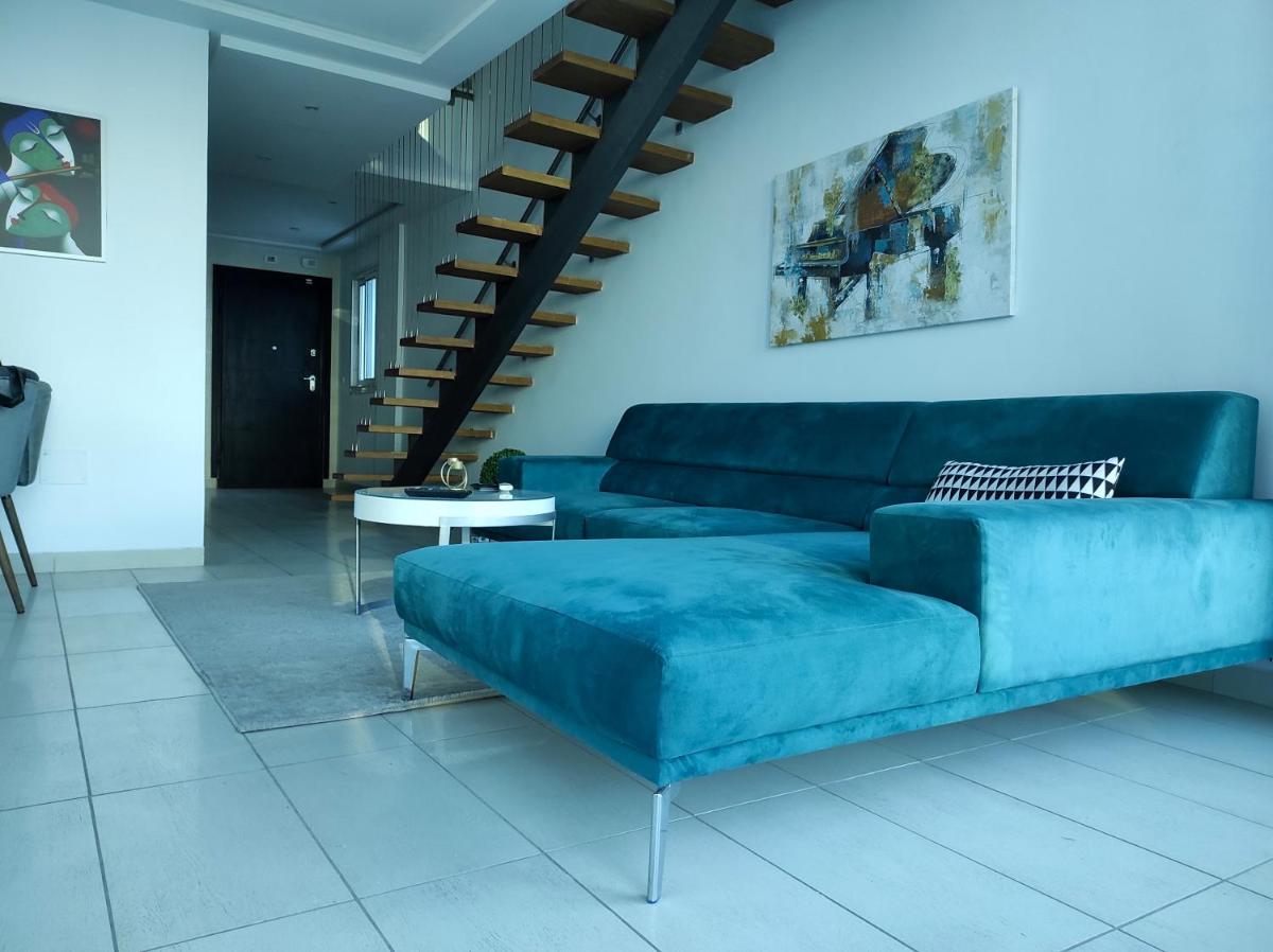 Italian Loft with Jacuzzi - Housity