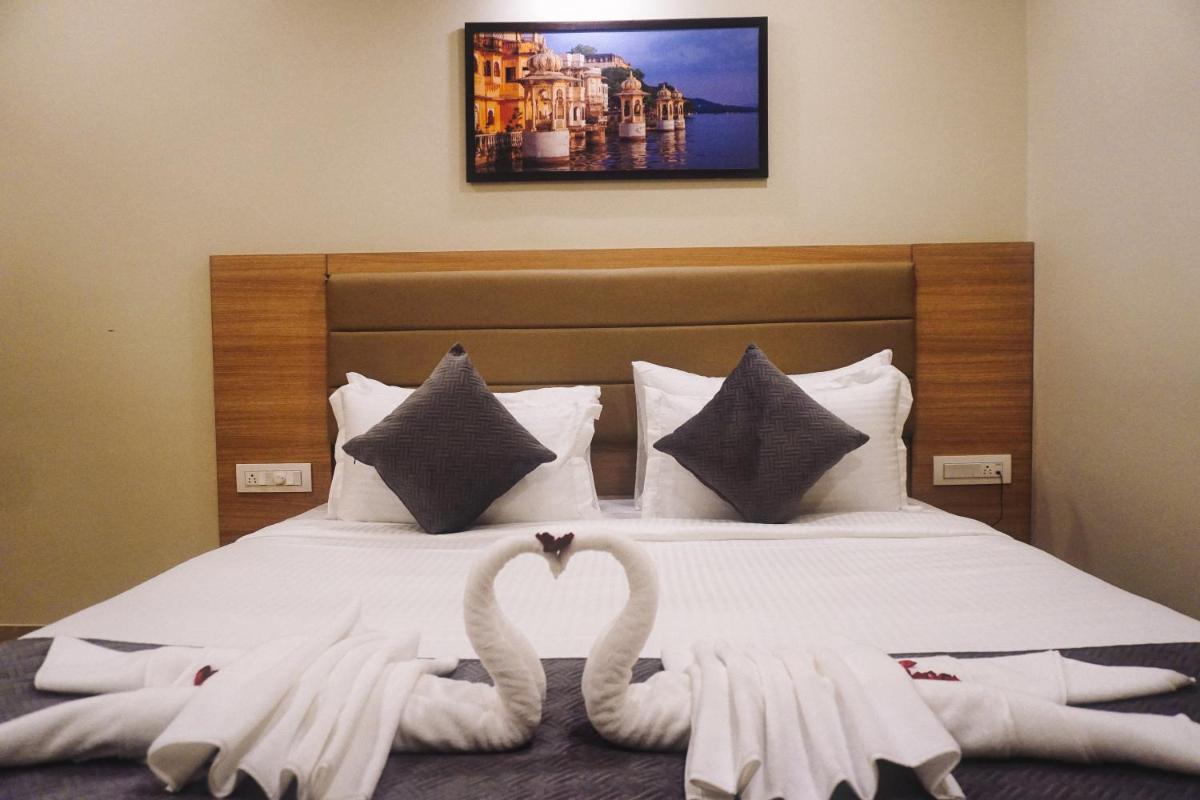 Clarks Inn Express Udaipur - Housity