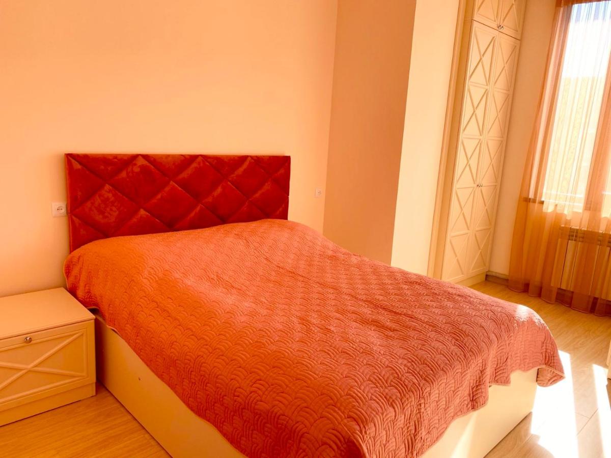Suitetrails - Luxe Apartments in Yerevan
