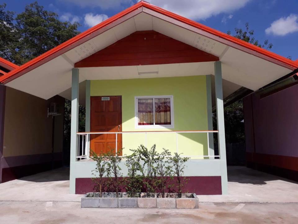 อวบอิ๋มรีสอร์ท #ที่พักภูกระดึง - Housity