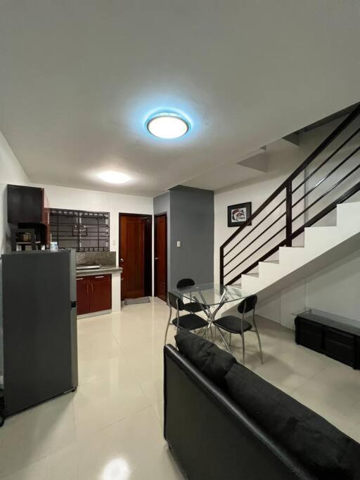 Well kept 2-bedroom unit with free wifi near Clark - Housity