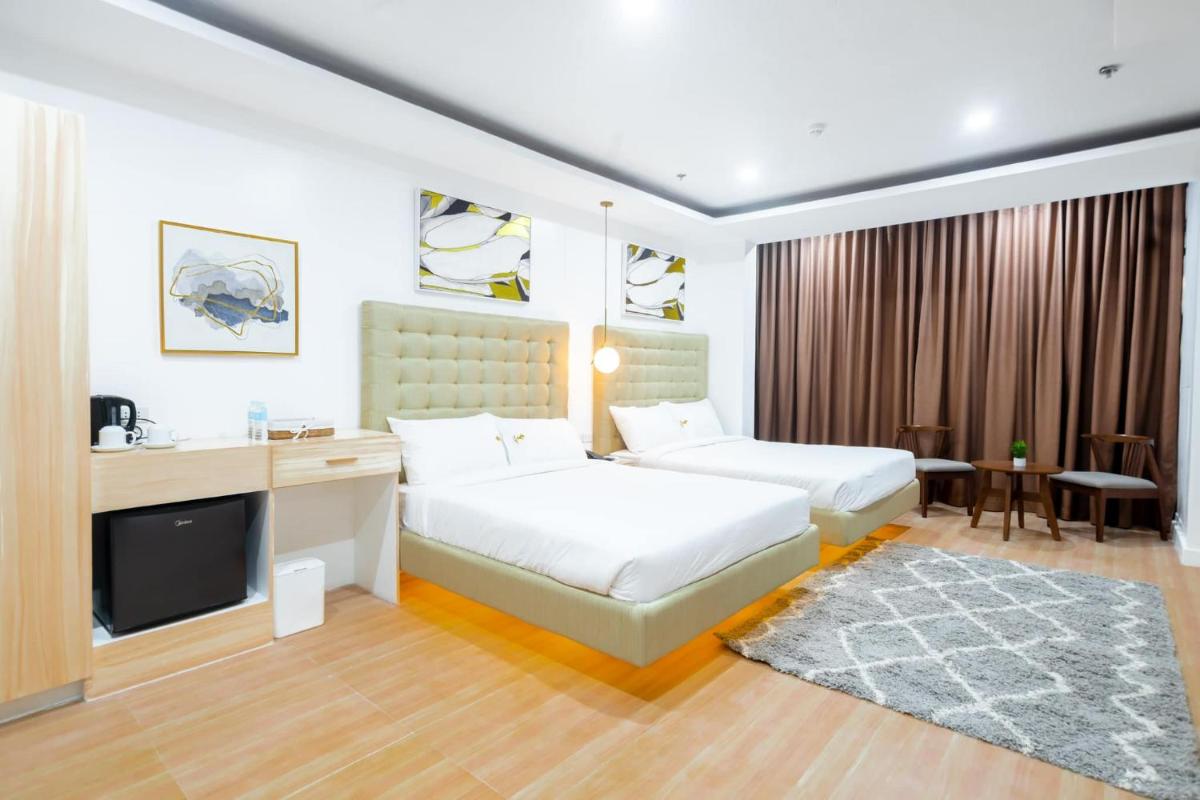 The Glend Hotel Iloilo - Housity