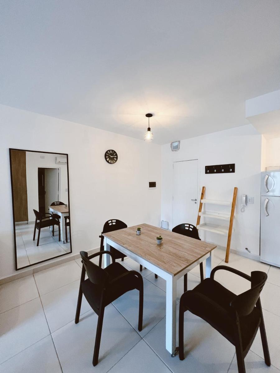 HOUM alojamientos, NORTH GREEN - Housity
