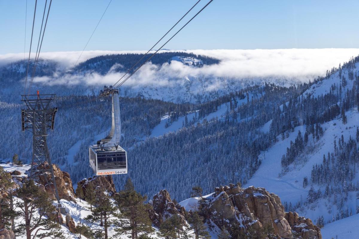 Palisades Tahoe Lodge - Housity