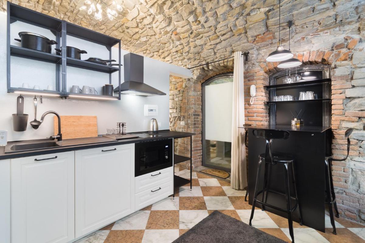 BERGAMO art - Housity