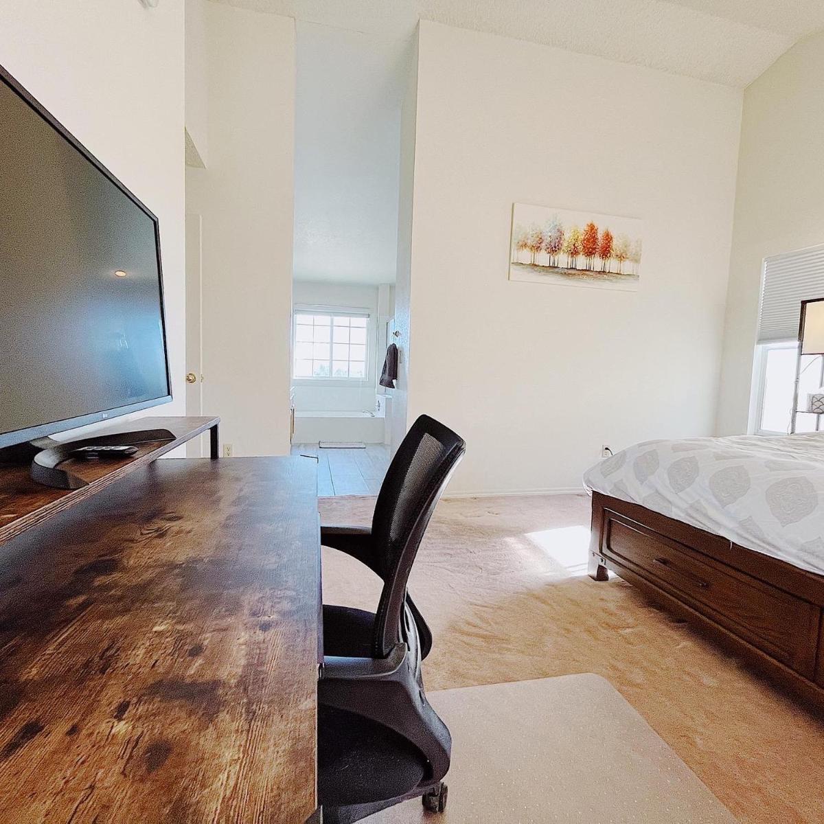 Family Friendly Reno/Tahoe House with VIEWS! - Housity