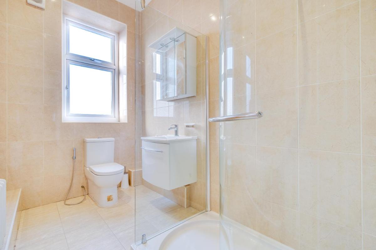 Wakefield Town House - Housity