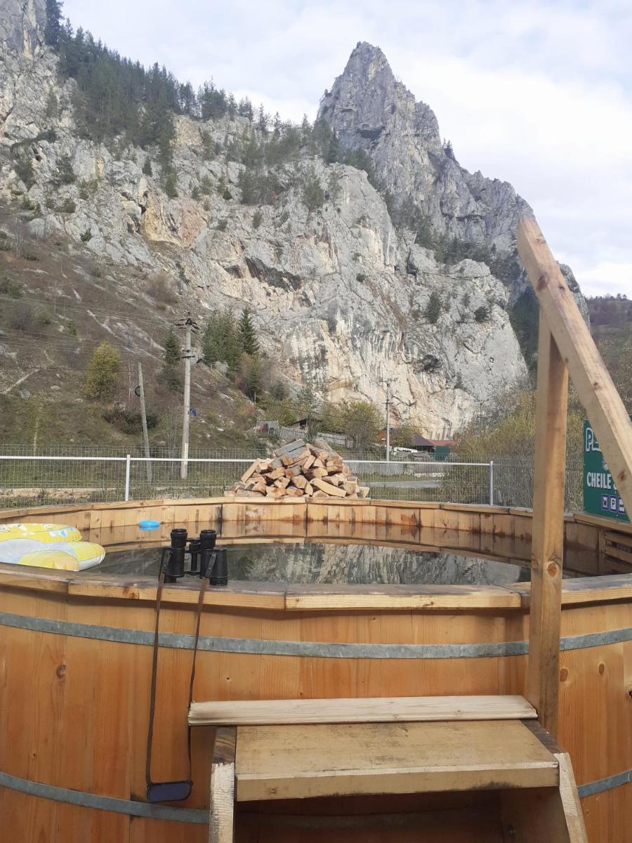 Suitetrails - Pensiunea Cheile Șugăului
