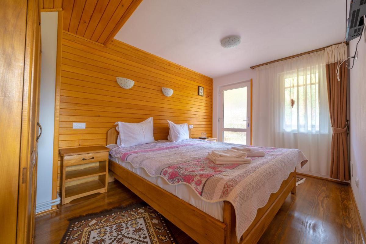 Cabana TYF Dreptu - TYFTRAVEL SRL - Housity