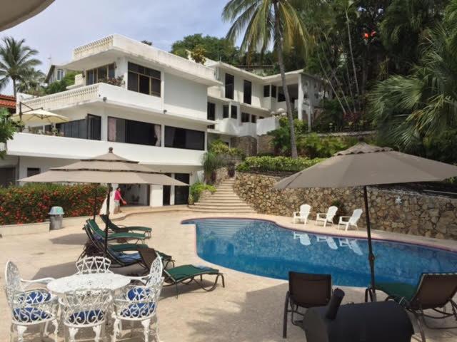 Gran habitacion con terraza vista espectacular, piscina - Housity