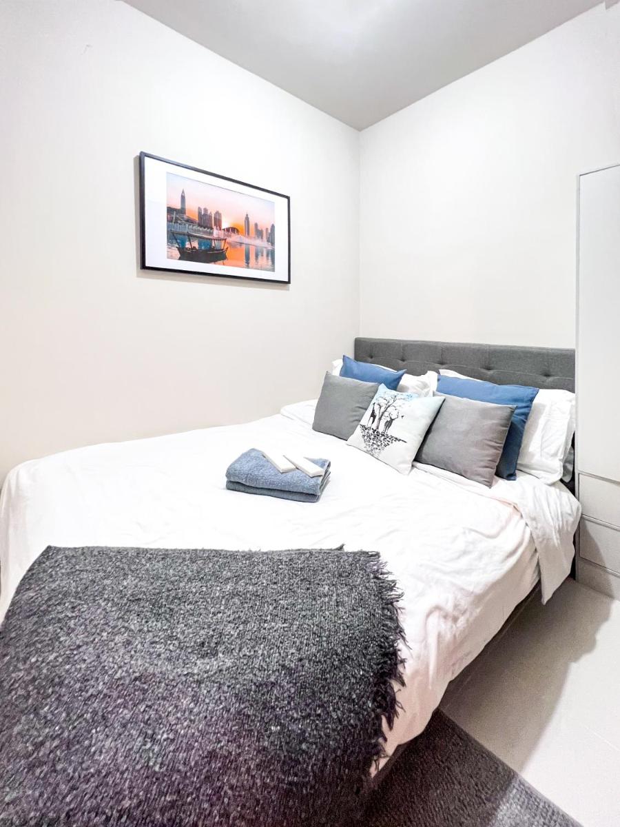 1 Bedroom Condo near CCP Roxas Boulevard Pasay - Housity