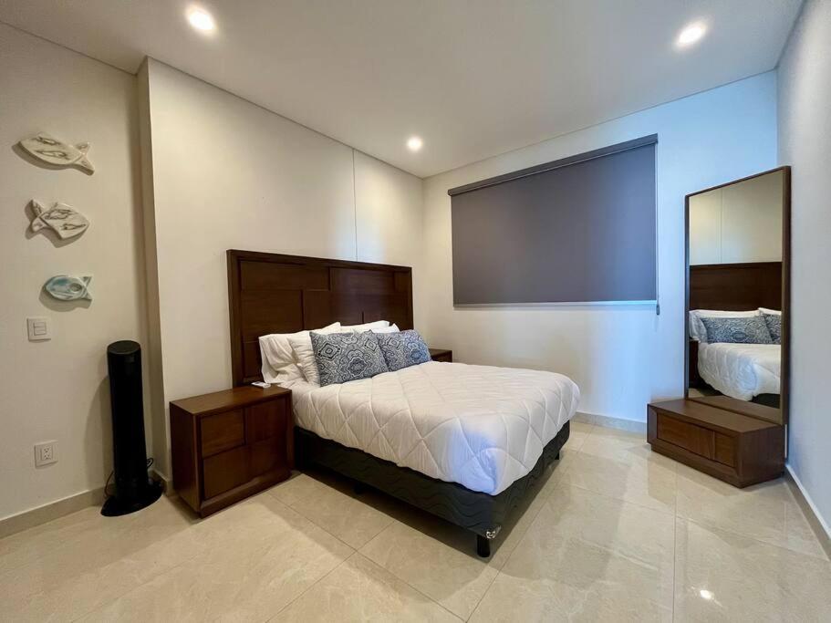 Hermoso condominio a pie de playa en Camino al Mar - Housity