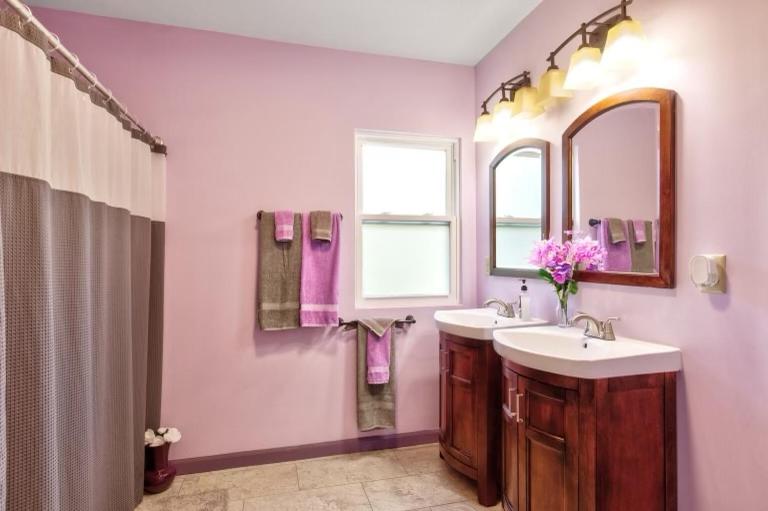 Cheerful 6 Bedroom with indoor fireplace - Housity