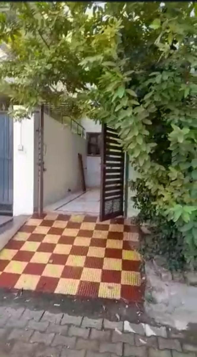 Divine private Room with Ac wifi - Housity
