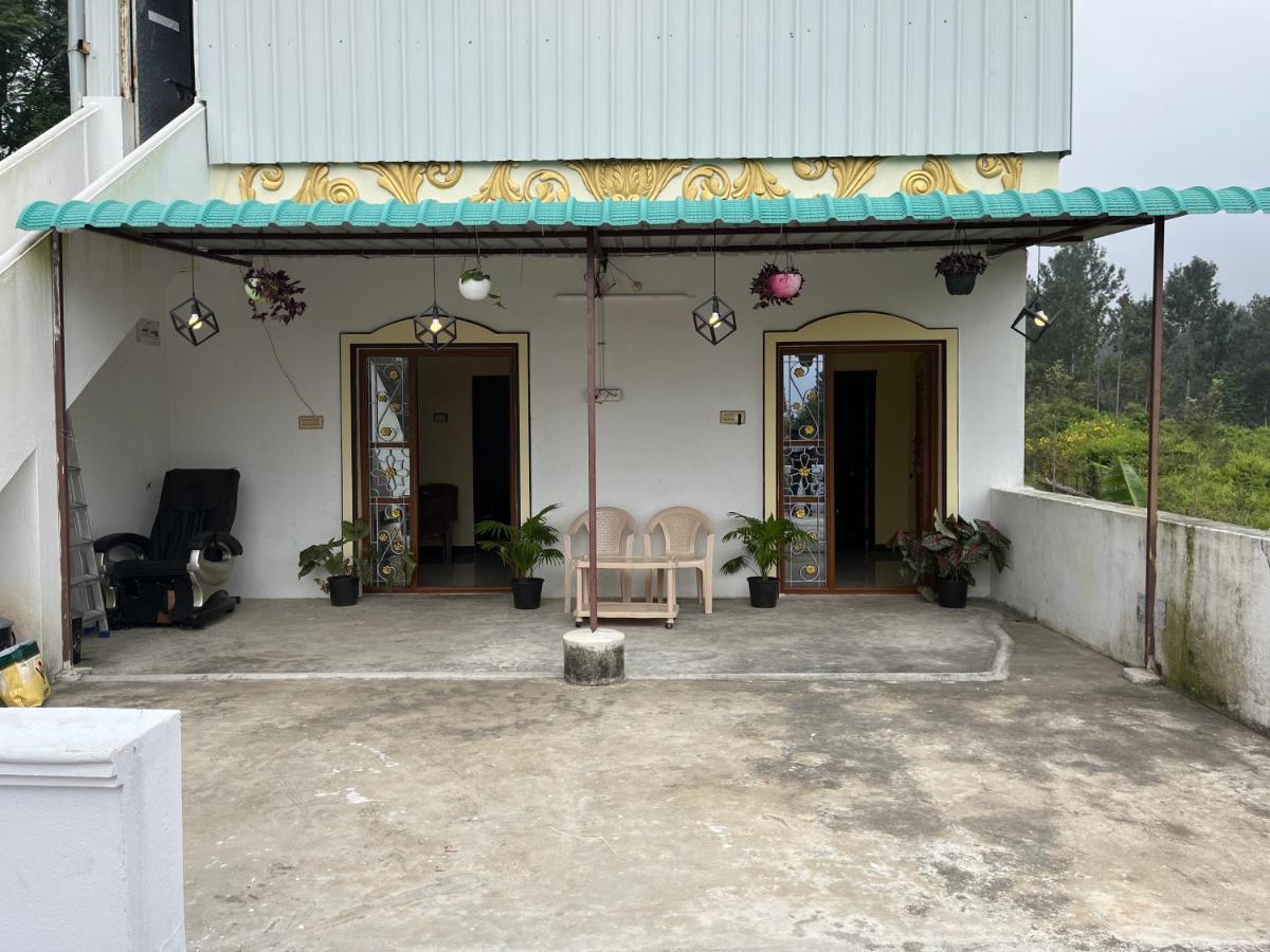 Hummingbirds Inn - Housity