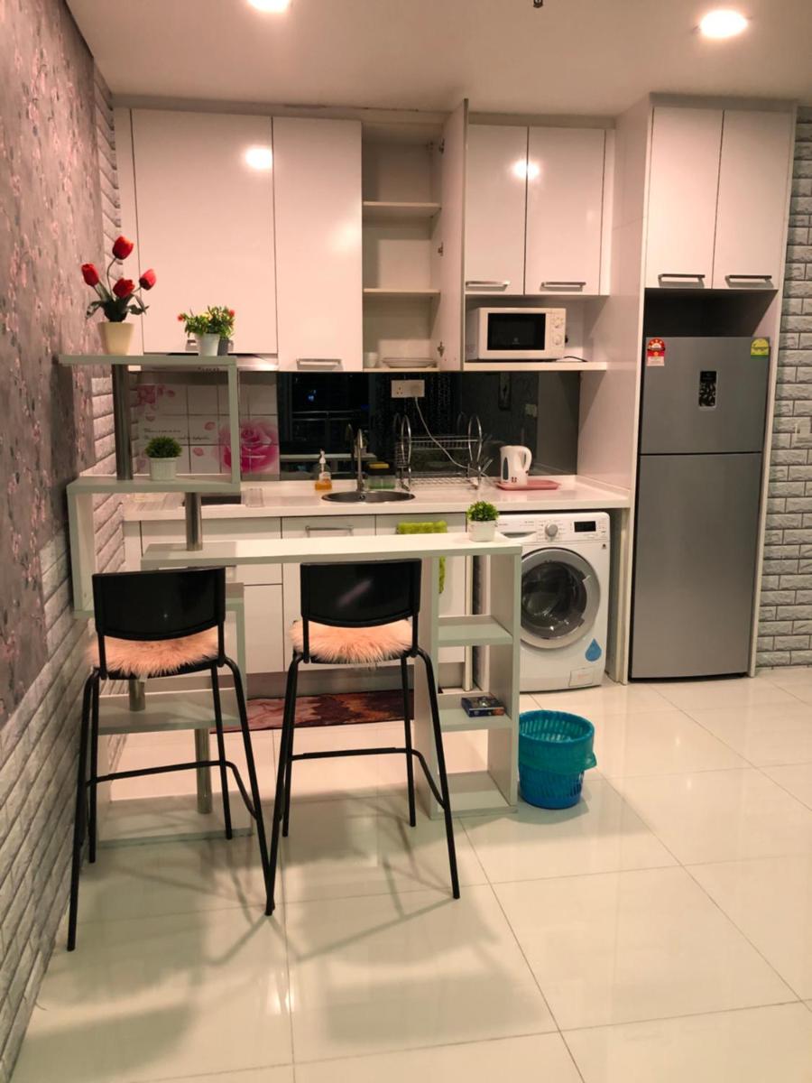 Suitetrails - KLCC Mercu Summer Suite 1Bedroom Apartment