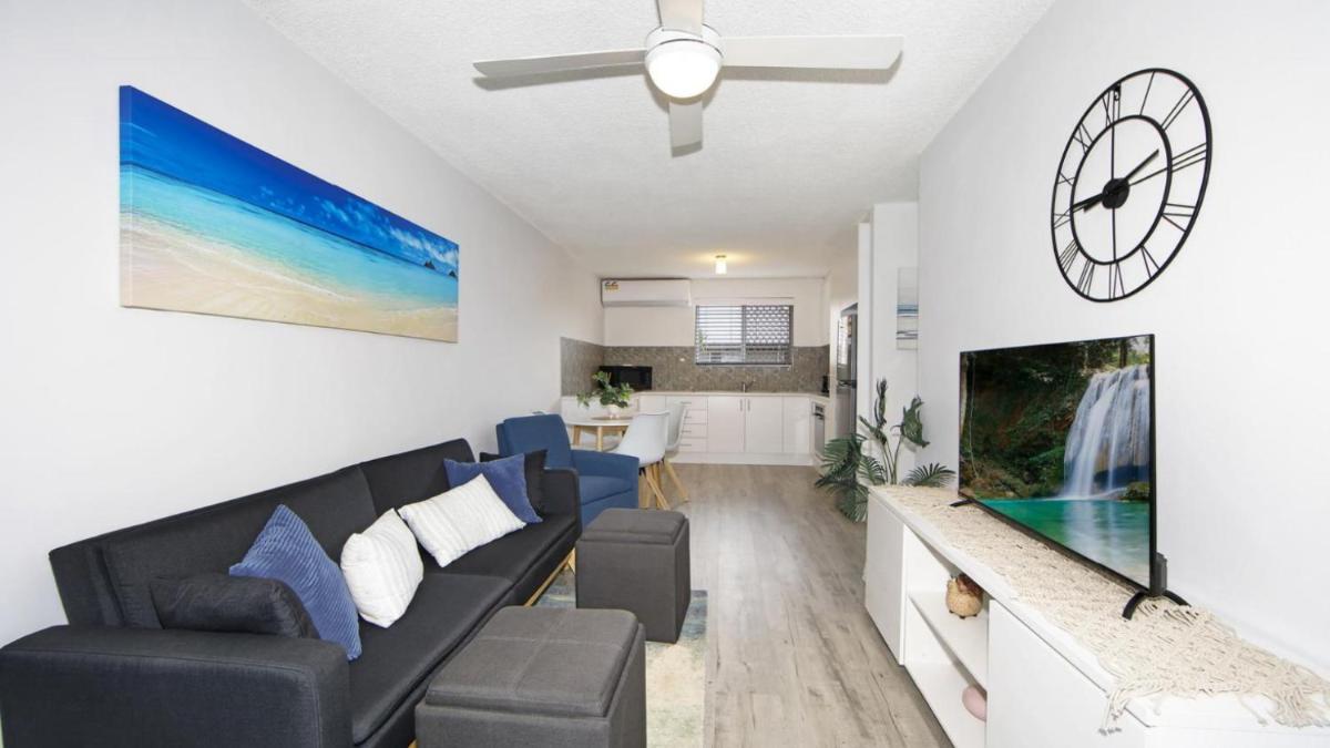 Salt Life - Umina Beach - Housity