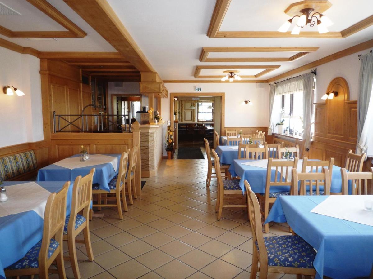 Hotel Drei Kronen - Housity