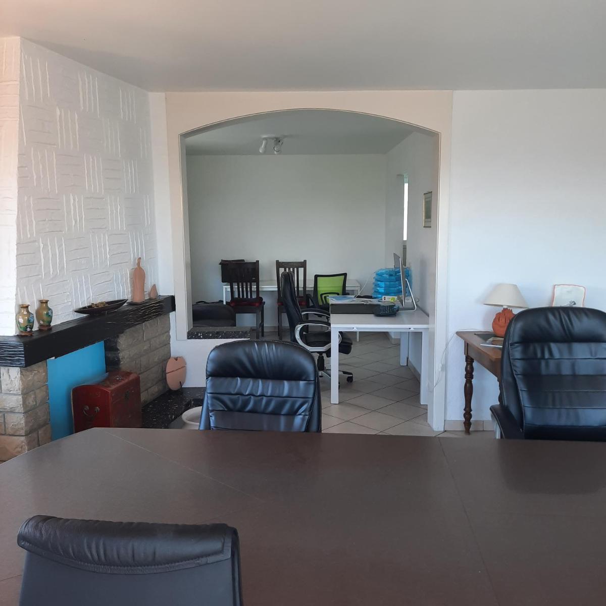 Business traveller's dream apartment - Housity