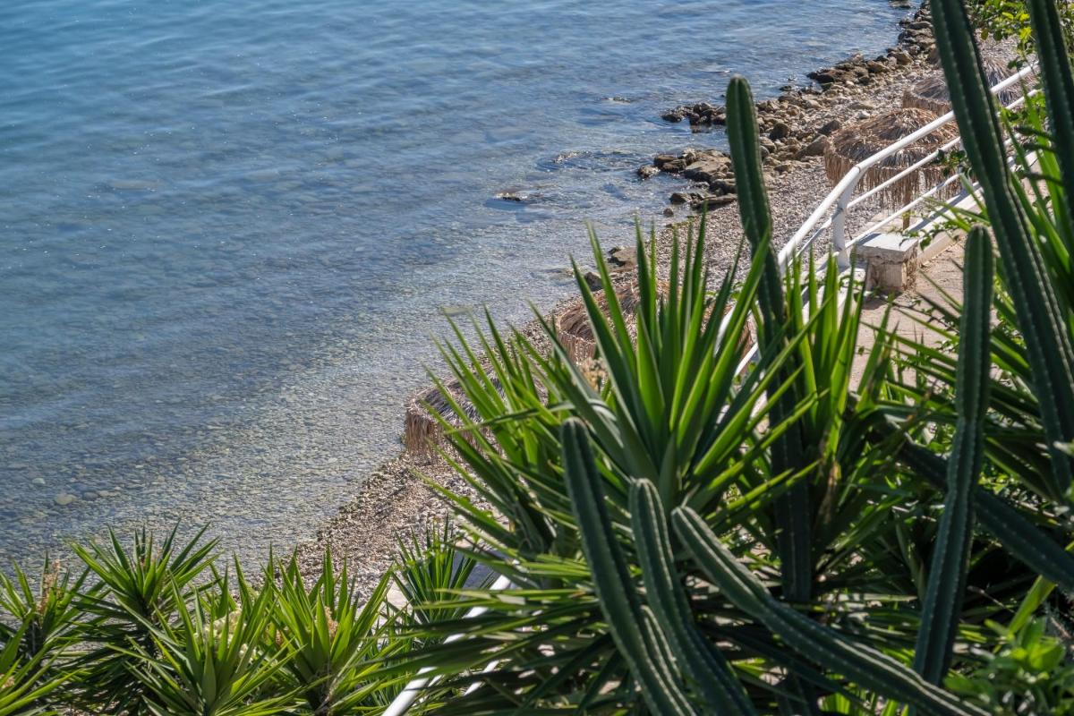 Meli Apartments & Villas - Housity