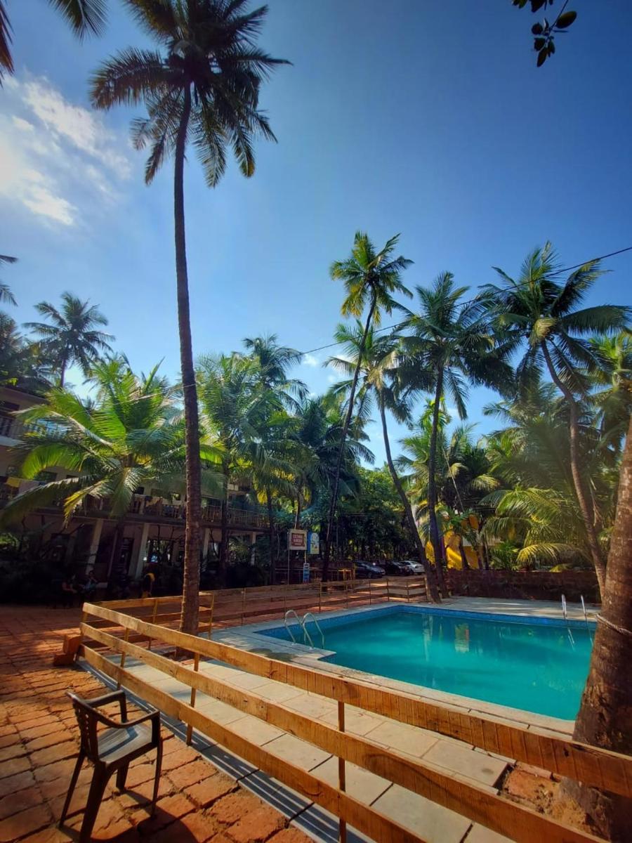 Coconut Garden Beach House - Housity