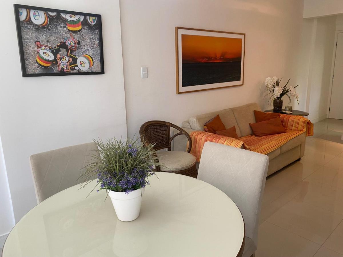 Exclusivo Quarto e Sala na Praia da Barra em Salvador - Concept House Brazil - Housity