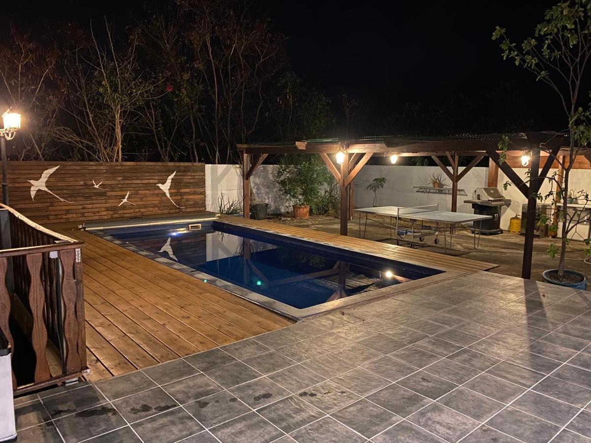 La Kaz Paille en Queue, Magnifique Villa F5 récemment rénovée avec piscine et Jacuzzi sur La Possession - Hizvo