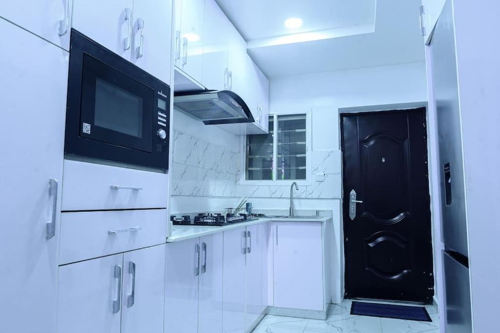 Cc & Cg Homes Cozy 2 Beds Apart-24Hrs Power WIFI Security - Housity
