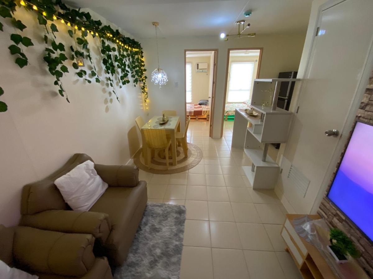 2 Bedroom Condo in Ortigas - For Staycation - Housity