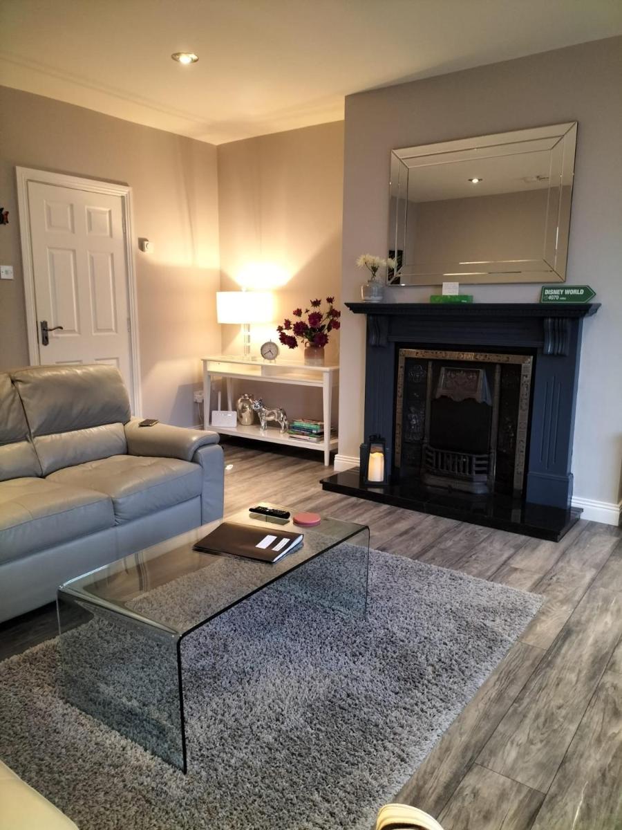 Dolmen Apartment Carlingford Lough,Omeath - Housity