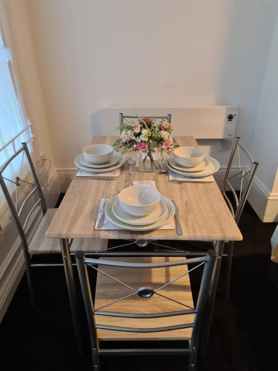 TimeChance Property Homz - Norton Road 1 Bed Apartment - Housity