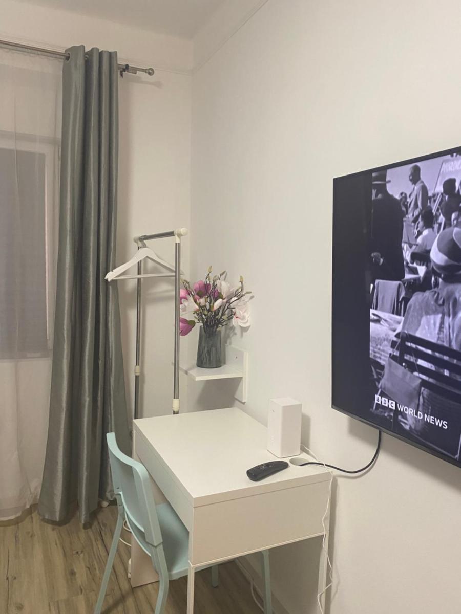 Suitetrails - Tátra Apartment by the Danube Fully Accessible
