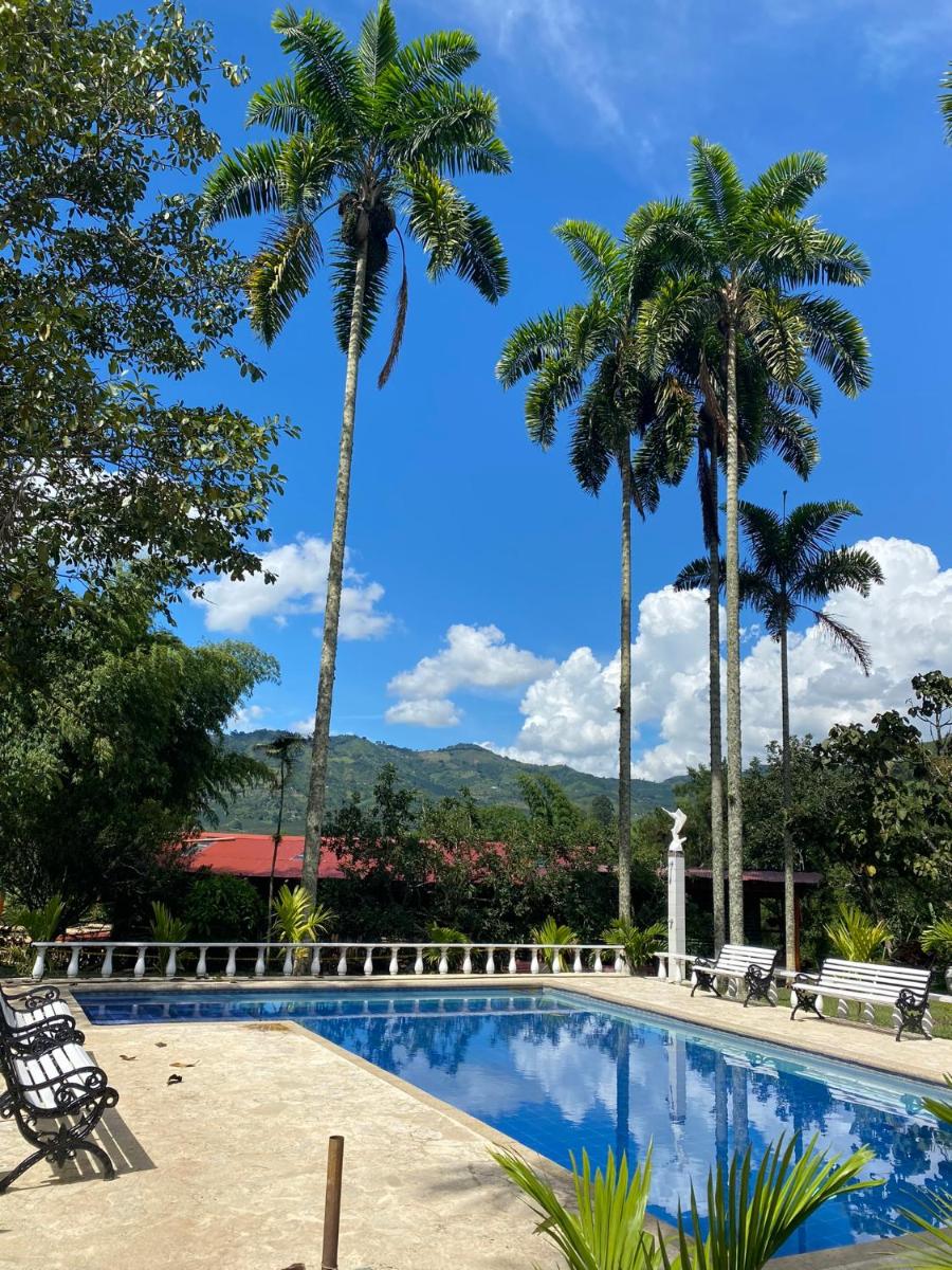 Finca La Floresta Verde - Housity