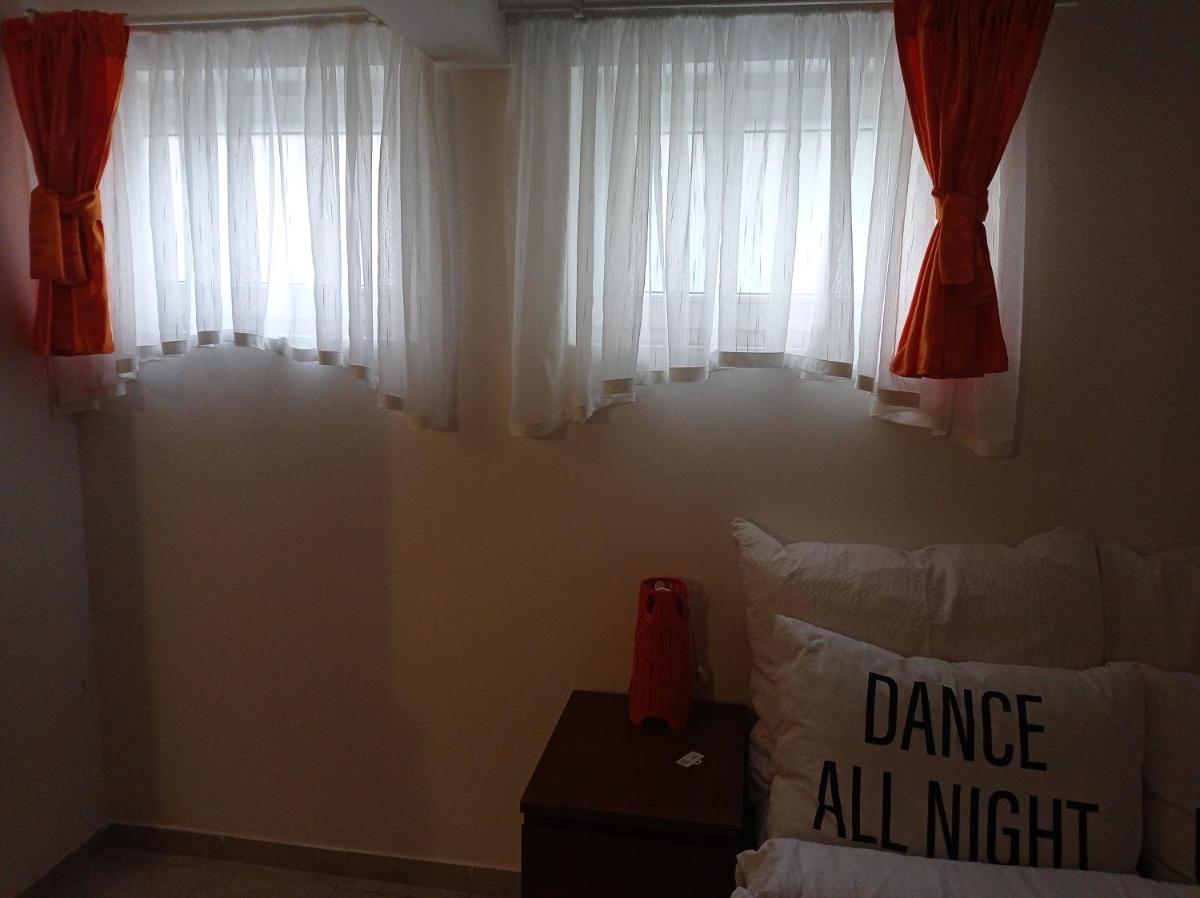 Minigarzon - Housity