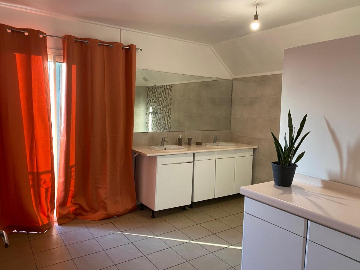 La Kaz Paille en Queue, Magnifique Villa F5 récemment rénovée avec piscine et Jacuzzi sur La Possession - Hizvo