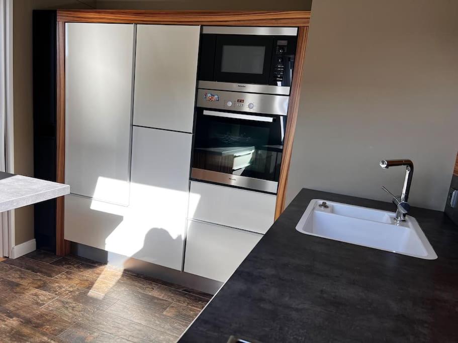 Schöne Wohnung mitten im Zentrum - Housity
