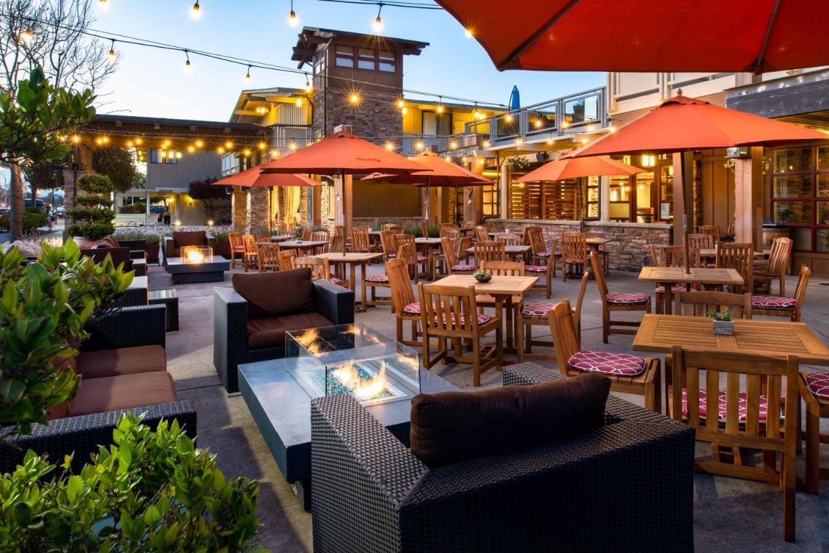 The Lodge at Tiburon - Housity